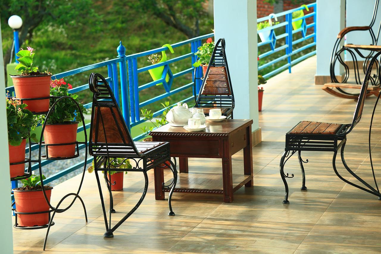 Chirping Orchard, Mukteshwar Bed & Breakfast Exterior photo